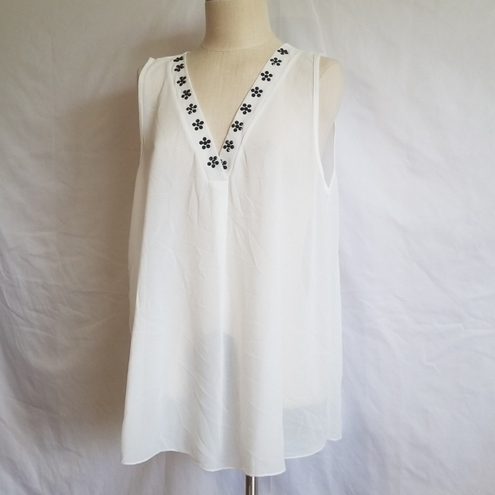 1X Banadee Ivory Sleeveless Blouse